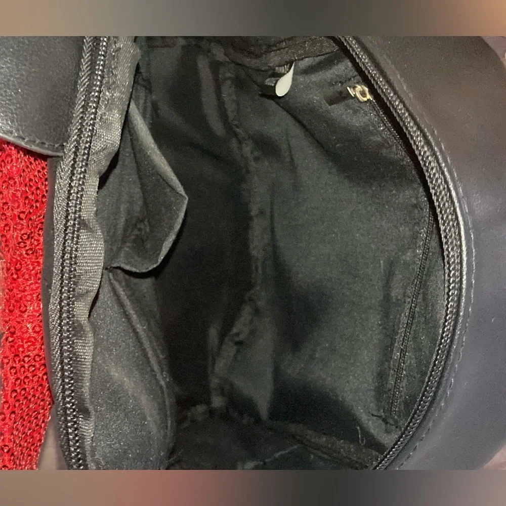 Minnie Mouse quilted sequin mini back pack - Picture 9 of 11